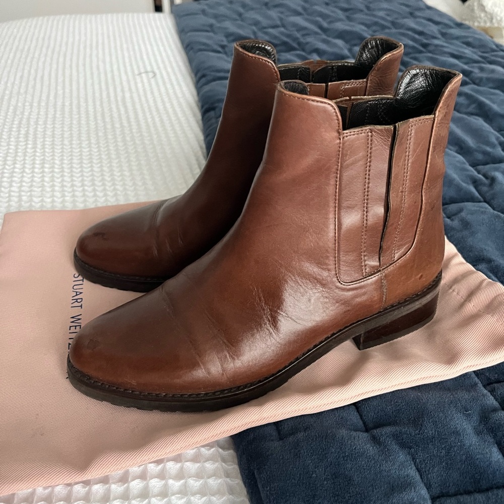 Stuart Weitzman brown booties Chelsea boot